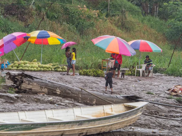 Tabatinga Brazil September 2018 Boats Stuck Bank Amazon River Low — Stock Photo, Image