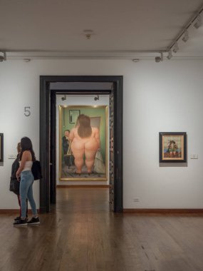 Bogota, Kolombiya - 23 Kasım 2018: Botero Müzesinin İçi, Kolombiyalı usta sanatçı.
