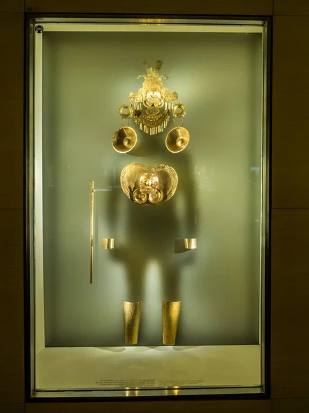 Bogota Colombia 2018 Interior Museum Gold 나라에서 방문자가 볼거리중 — 스톡 사진