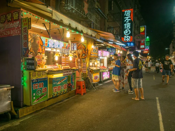 台湾淡水 2016年10月3日 台湾典型的当地集市 有大量的本地产品 — 图库照片