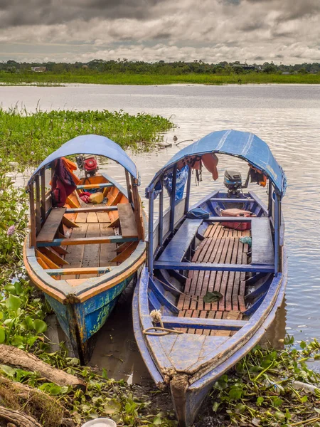 Santa Rosa Peru May 2016 Traditional Indian Boats Bank River — Stock Photo, Image