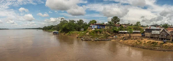 Río Amazonas Perú Diciembre 2018 Vista Panorámica Del Pueblo Orillas — Foto de Stock
