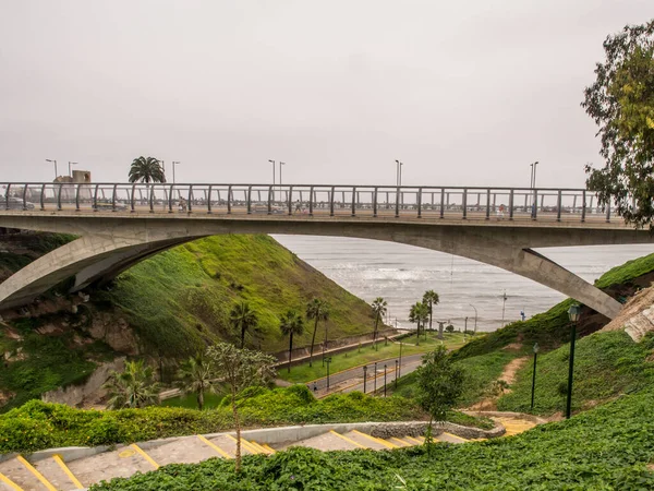 Lima Peru May 2016 Bridge Stairs Ocean Miraflores District Lima — Stock Photo, Image