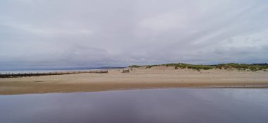 Lossiemouth, İskoçya 'nın Konsey Bölgesi' nde yer alan bir kıyı kentidir..