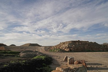 Sachsen-Anhalt 'daki A143 inşaat çalışmasının başlangıcındaki manzara resimleri  