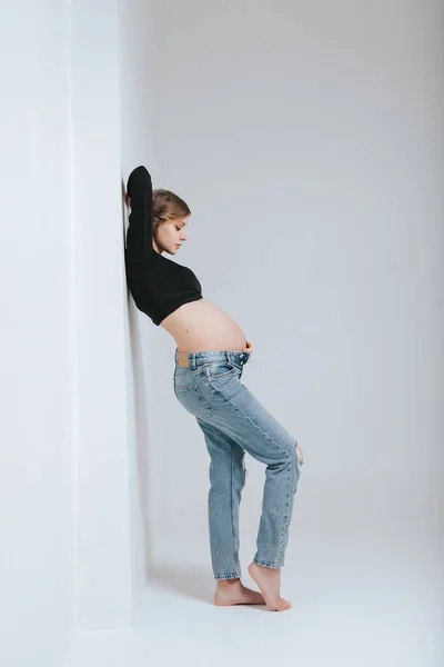 Young Pregnant Girl Jeans White Background — Stock Photo, Image