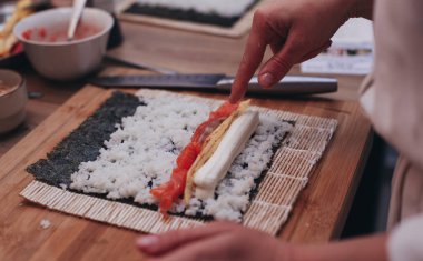 Japon dürümü yapma süreci.