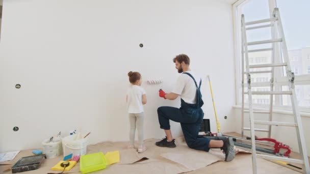 Smiling Year Old Girl Holds Paint Roller Her Hands Child — Video Stock