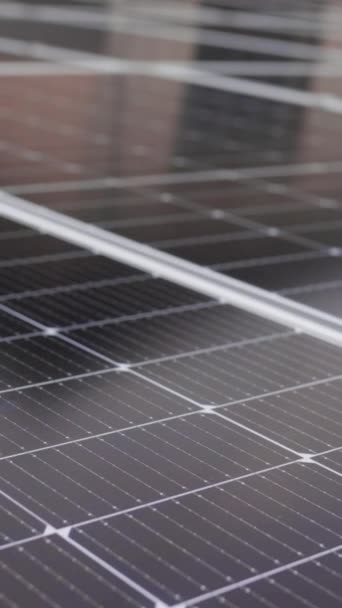 Pantalla Vertical Primeros Planos Paneles Solares Paneles Solares Cámara Lenta — Vídeo de stock