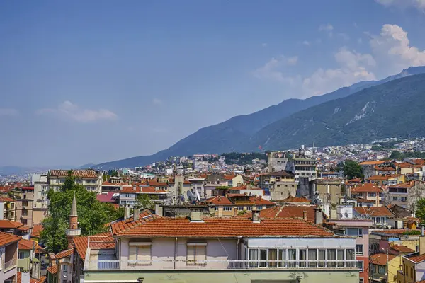 Bursa, Türkiye, kentin manzarası ve Uludağ Dağı