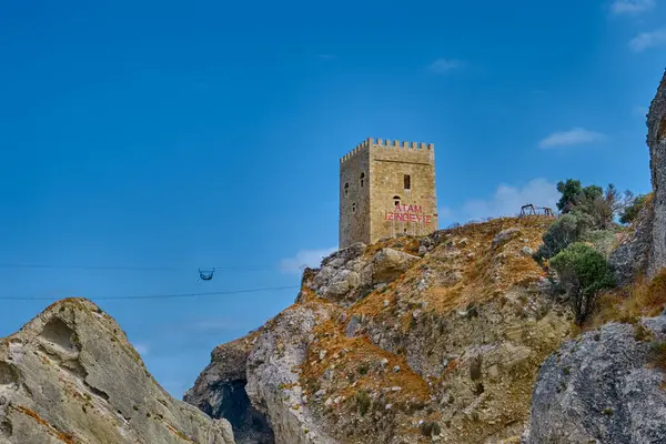 Kale, Karadeniz ve kayalık kıyı yakınlaşması. Sile, Türkiye