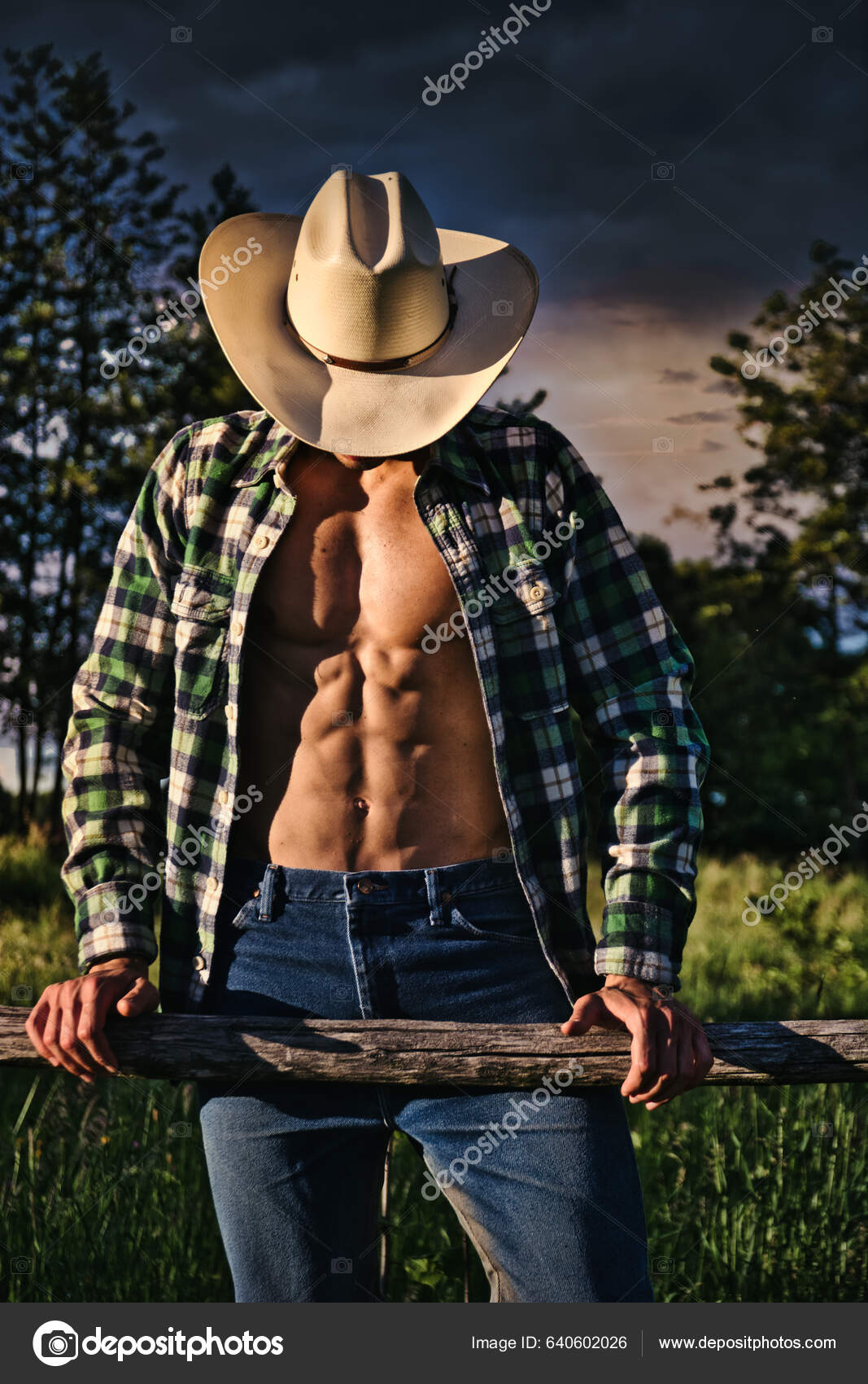 Portrait Sexy Unrecognizable Farmer Cowboy Hat Looking Side While Standing  Stock Photo by ©artofphoto 640602026