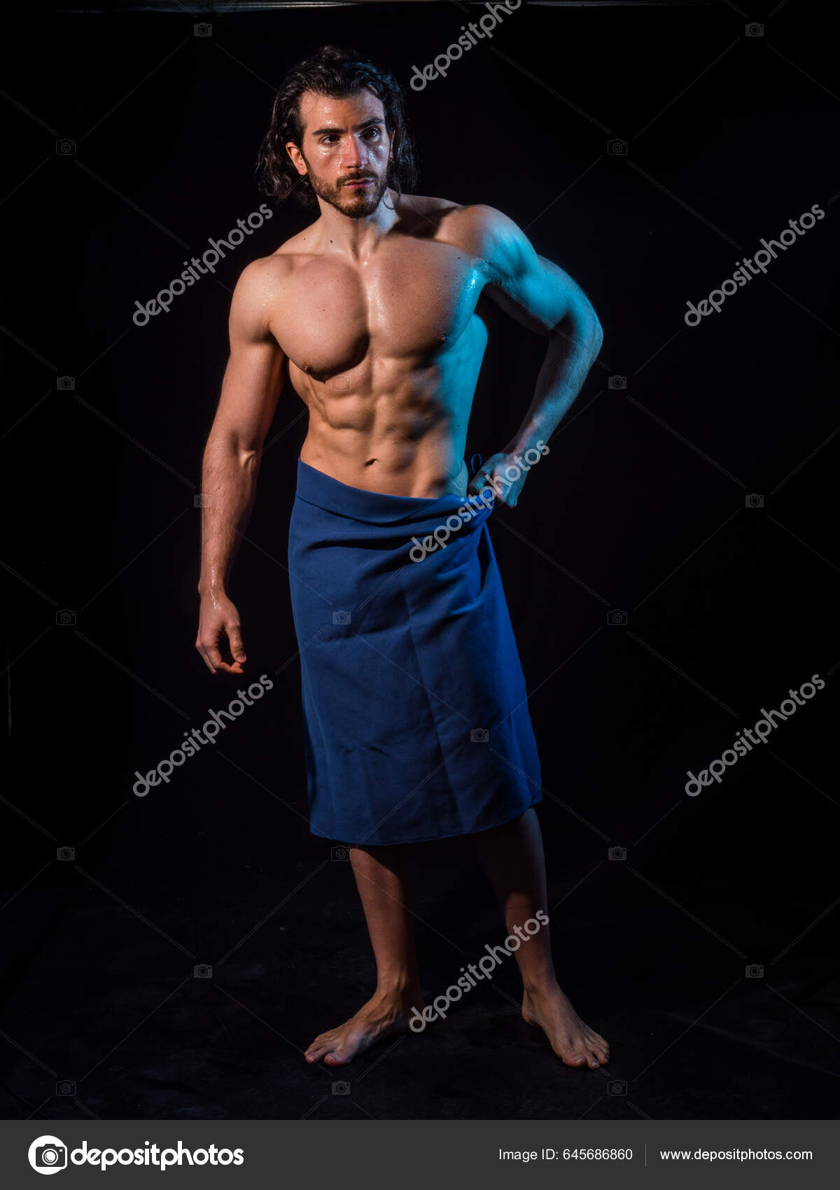 Portrait Naked Handsome Young Man Languishing Look Covering Crotch Towel —  Stock Photo © artofphoto #645686860