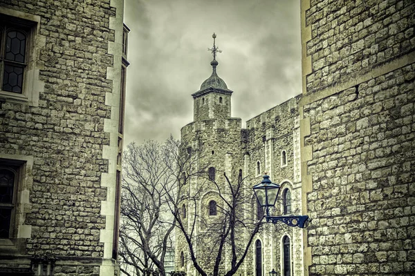 Antigo Edifício Pedra Perto Torre Londres Marco Histórico Capital Reino — Fotografia de Stock