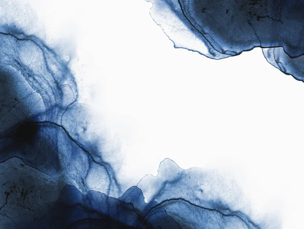 Abstract Aquarel Vloeibare Blauwe Vlekken Witte Achtergrond Handgetekende Marineblauwe Indigo — Stockfoto