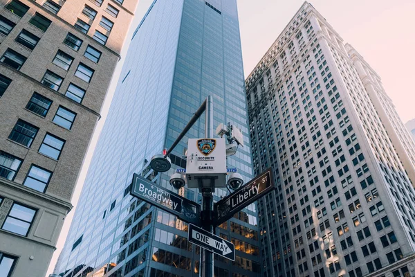 New York Usa November 2022 Nypd Camera Street Name Signs — Stockfoto