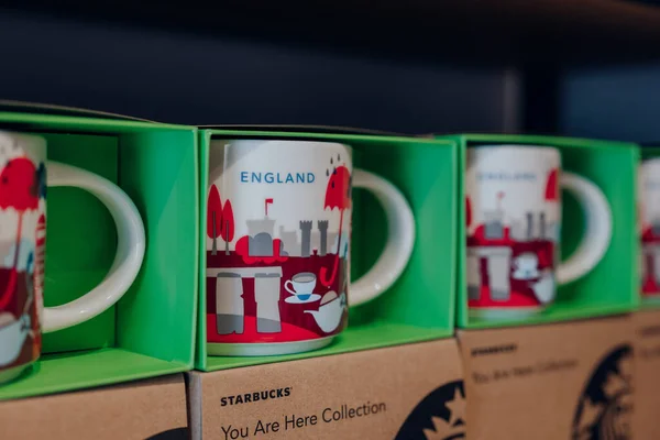 London July 2023 Collectable England Mugs You Here Collection Sale — Stock Photo, Image