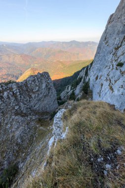 Romanya 'nın Piatra Craiului Dağları' ndaki dağ manzarası