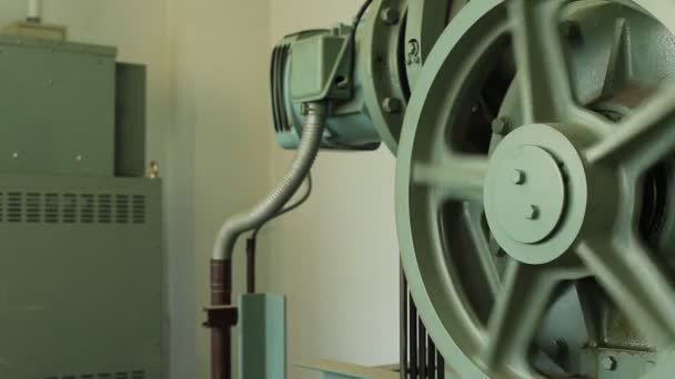 Wartung Von Aufzugsschächten Kabelfernsteuerung Aufzug — Stockvideo