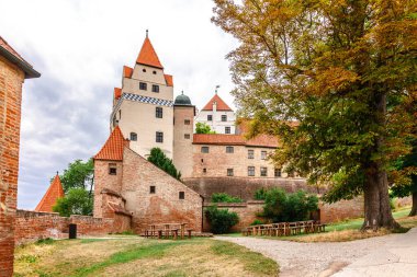 Landshut, Almanya - 24 Temmuz 2023: Ortaçağ Trausnitz şatosu, Landshut, Bavyera, Almanya