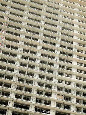 Modern tamamlanmamış gökdelen dış görünümüName