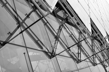 Modern bir çok katlı bina manzarası. Modern mimari.