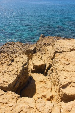 Kıbrıs, Ayia Napa 'da güzel bir sahil. Akdeniz kıyısı.