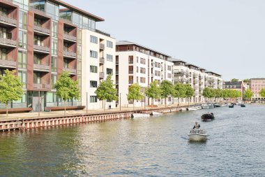 Kopenhag, Danimarka. 24 Aralık 2024. Kopenhag, Danimarka 'da bir kanal görüntüsü.