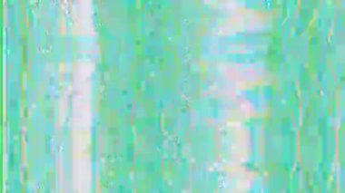 Vaporwave TV Ekran Görüntüleyicisi Dijital Yozlaşma ve Titrek Statik ile. Yüksek kaliteli FullHD görüntüler.