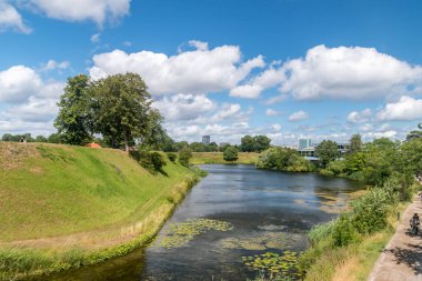 Kopenhag, Danimarka - 26 Temmuz 2022: Kastellet hendeği, ya da Danimarka Kopenhag Kalesi.