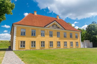 Kopenhag, Danimarka - 26 Temmuz 2022: Kastellet Deniz Subayları Derneği Konutları.