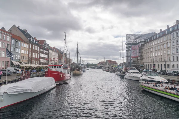 Kopenhag Danimarka Temmuz 2022 Gemili Tekneli Nyhavn Kanalı — Stok fotoğraf