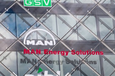 Kopenhag, Danimarka - 26 Temmuz 2022: MAN Enerji Çözümleri Logosu.