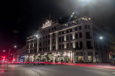 Kopenhag, Danimarka - 27 Temmuz 2022: Hotel D 'Angleterre, Gece.