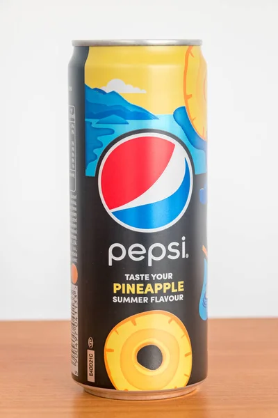 Pruszcz Gdanski Lengyelország Szeptember 2022 Can Pepsi Summer Flavour Anananász — Stock Fotó