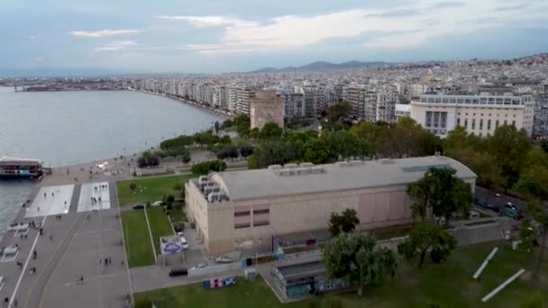Thessaloniki Grekland September 2022 Flygfoto Över Thessaloniki Med Vitt Torn — Stockvideo