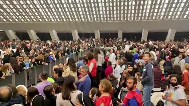 Ватикан Ватикан Декабря 2022 Года Люди Ждут Публичной Папской Аудитории — стоковое видео