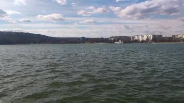 Moldova, Chisinau 'daki Valea Morilor Gölü.