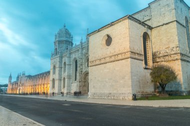 Lizbon, Portekiz - 4 Aralık 2022: Akşamları Ulusal Arkeoloji Müzesi.