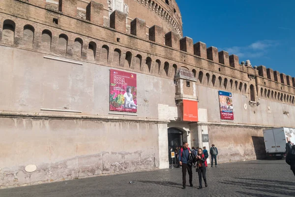 Рим Италия Декабря 2022 Года Вход Мавзолей Адриана Турситом Castel — стоковое фото