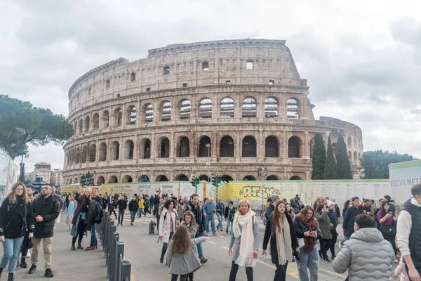 Rom Italien December 2022 Folkmassa Nära Colosseum Rom — Stockfoto