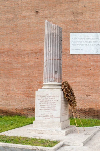Roma Itália Dezembro 2022 Monumento Dedicado Aos Soldados Italianos — Fotografia de Stock