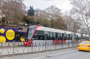 İstanbul, Türkiye - 11 Aralık 2022: İstanbul Tramvayı.