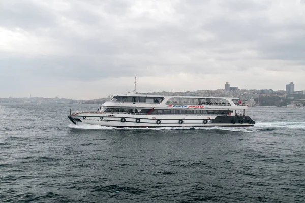 Istanbul Turquie Décembre 2022 Dentur Avrasya Ferry — Photo