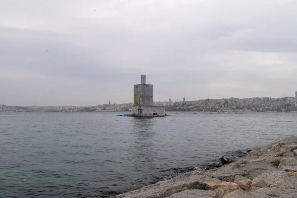 Istanbul Turquie Décembre 2022 Tour Vierge Kuz Kulesi Rénovation Dans — Photo