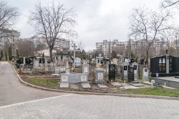 Chisinau Moldova March 2023 Tombs Chisinau Central Cemetery — Stock Photo, Image