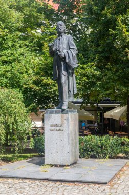 Pilsen, Çek Cumhuriyeti - 26 Ağustos 2023: Bedrich Smetana heykeli.