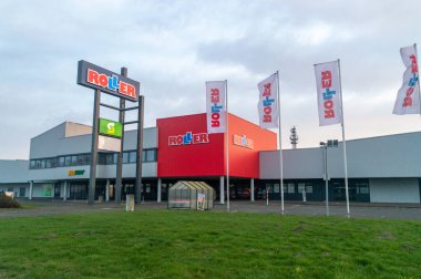 Gronau, Almanya - 10 Mart 2024: Almanya 'da paten mağazası.