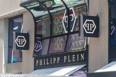 Viyana, Avusturya - 8 Haziran 2024: Philipp Plein 'in logosu ve işareti.