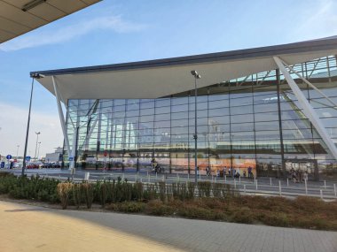 Gdansk, Polonya - 4 Eylül 2024: Gdansk Lech Walesa havaalanı.